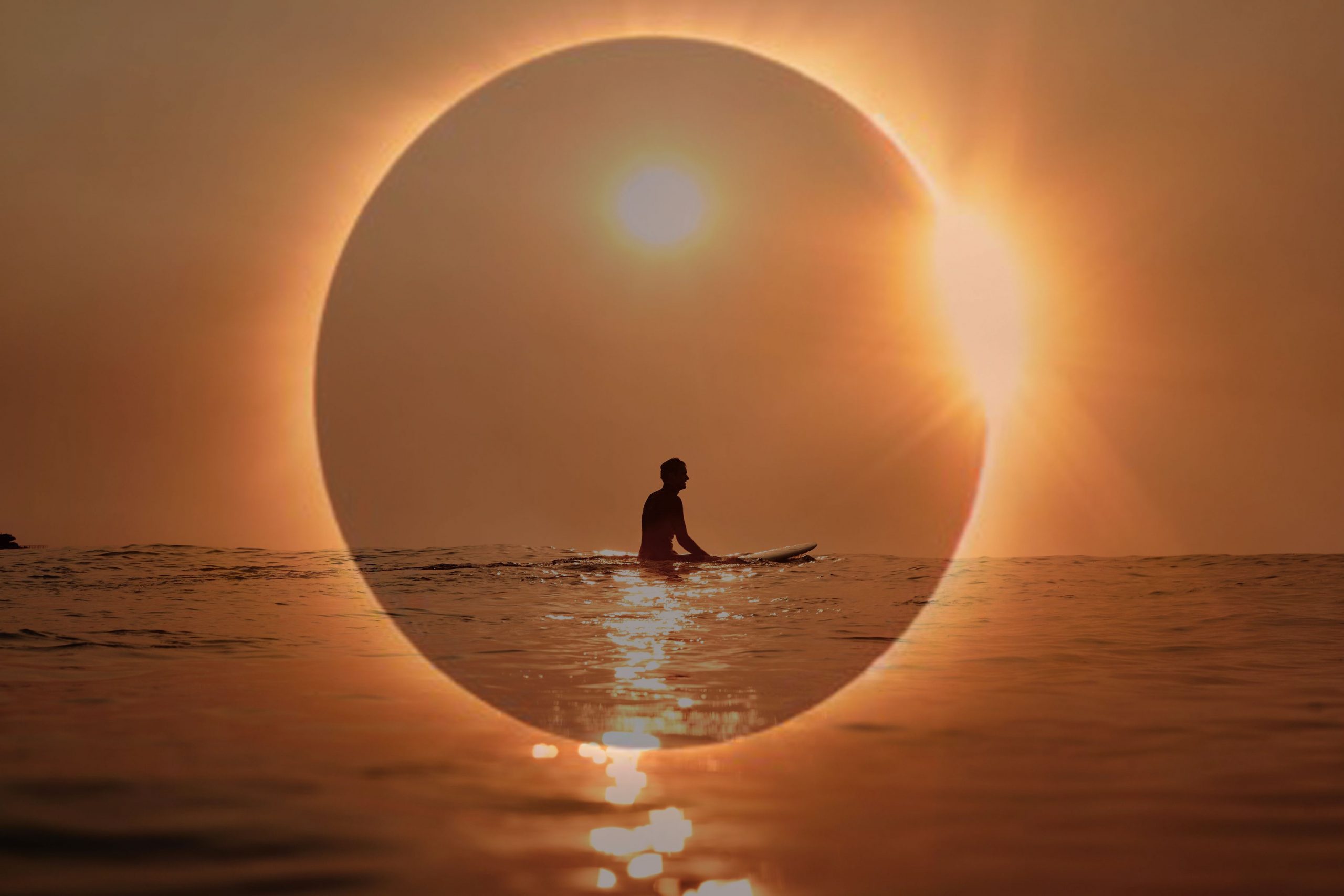 Surfer Eclipse Sydney